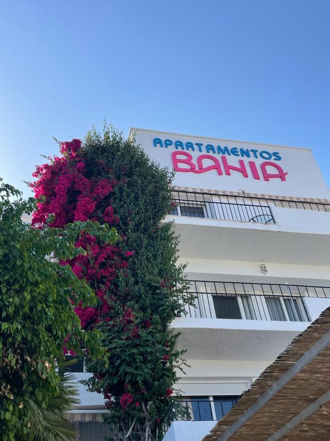 Apartamentos Bahia Бенидорм Екстериор снимка