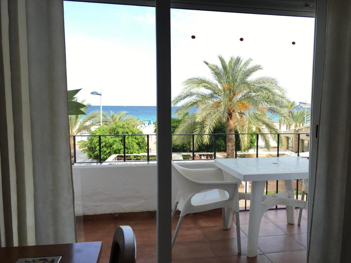 Apartamentos Bahia Бенидорм Екстериор снимка