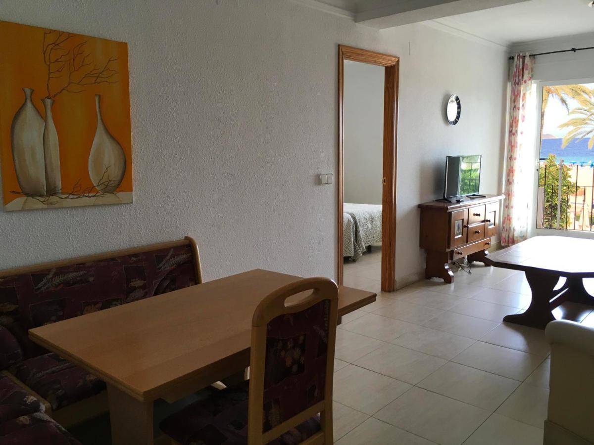 Apartamentos Bahia Бенидорм Екстериор снимка